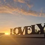 Lovely La Palmita 公寓 *